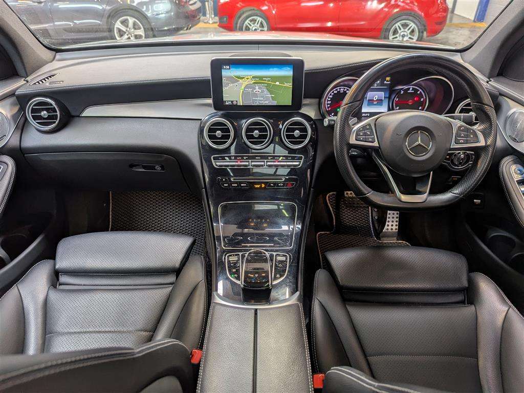 <p>2015 MERCEDES-BENZ GLC 220 D 4M AMG LINE PRE</p>