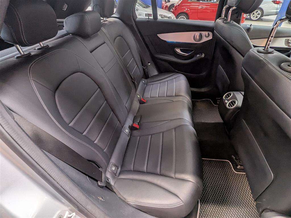<p>2015 MERCEDES-BENZ GLC 220 D 4M AMG LINE PRE</p>