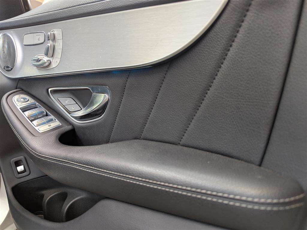 <p>2015 MERCEDES-BENZ GLC 220 D 4M AMG LINE PRE</p>