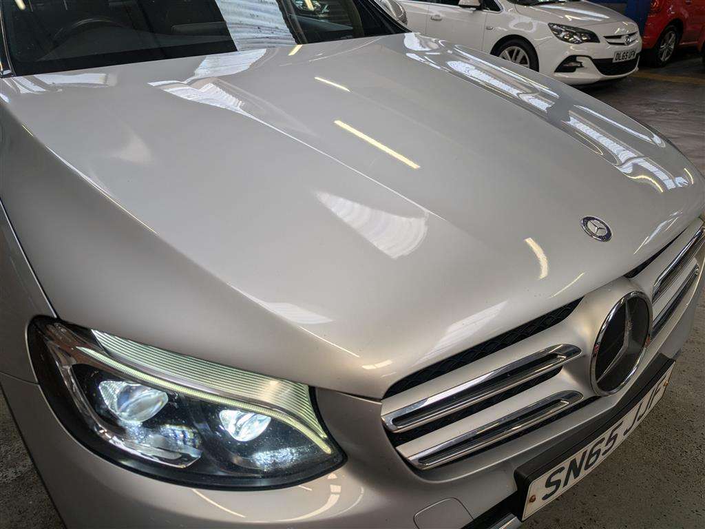 <p>2015 MERCEDES-BENZ GLC 220 D 4M AMG LINE PRE</p>