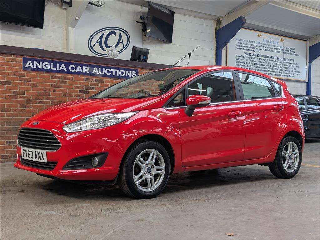 <p>2013 FORD FIESTA ZETEC</p>