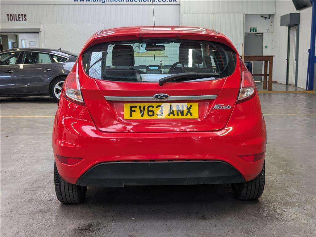 <p>2013 FORD FIESTA ZETEC</p>