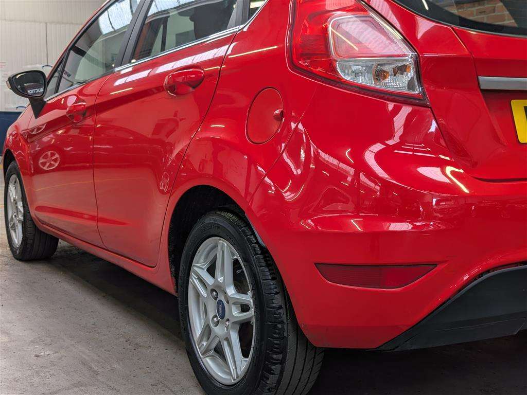 <p>2013 FORD FIESTA ZETEC</p>