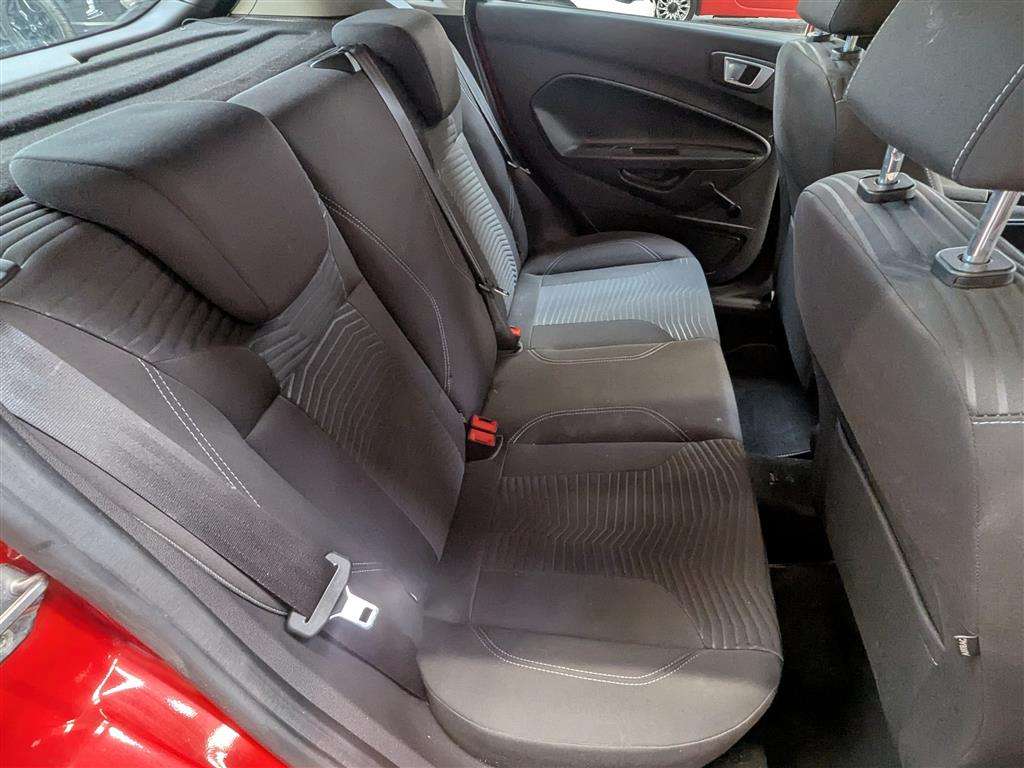 <p>2013 FORD FIESTA ZETEC</p>