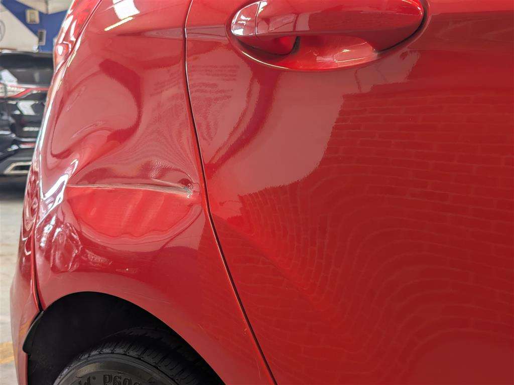<p>2013 FORD FIESTA ZETEC</p>
