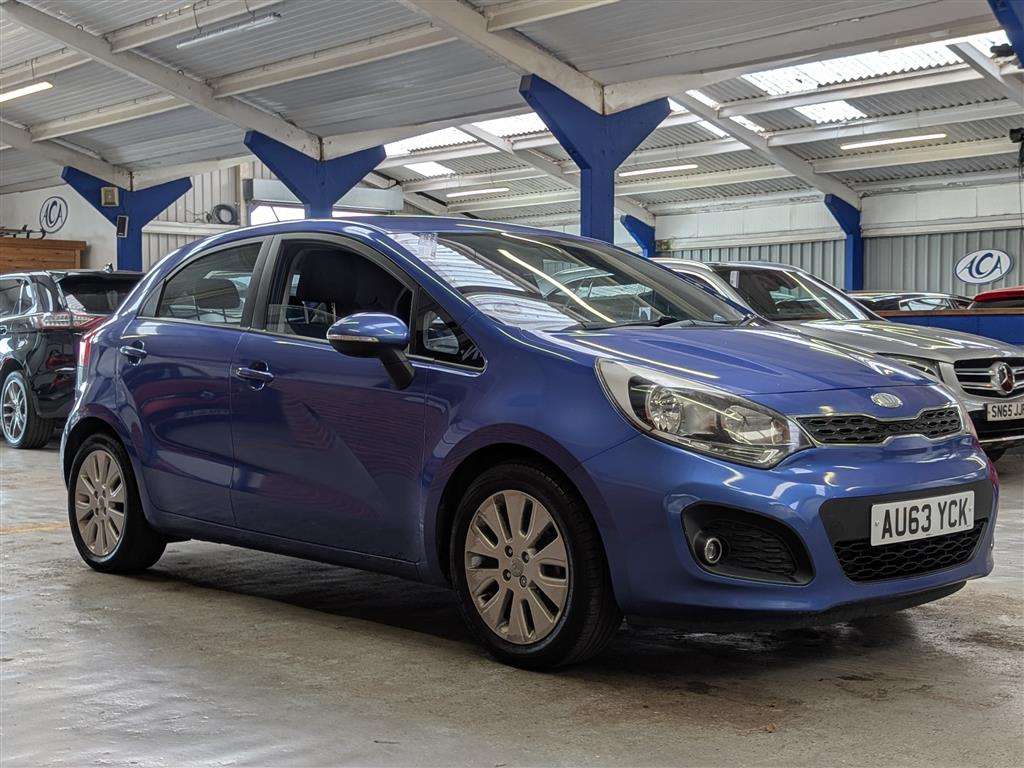 <p>2013 KIA RIO 2</p>