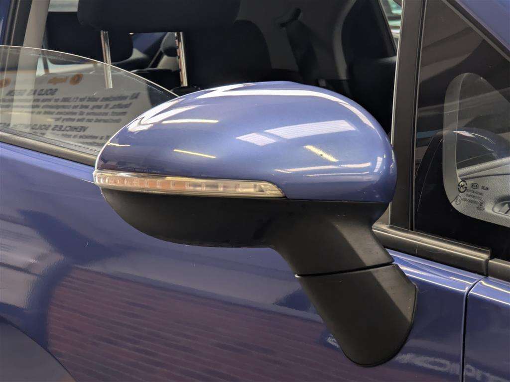 <p>2013 KIA RIO 2</p>