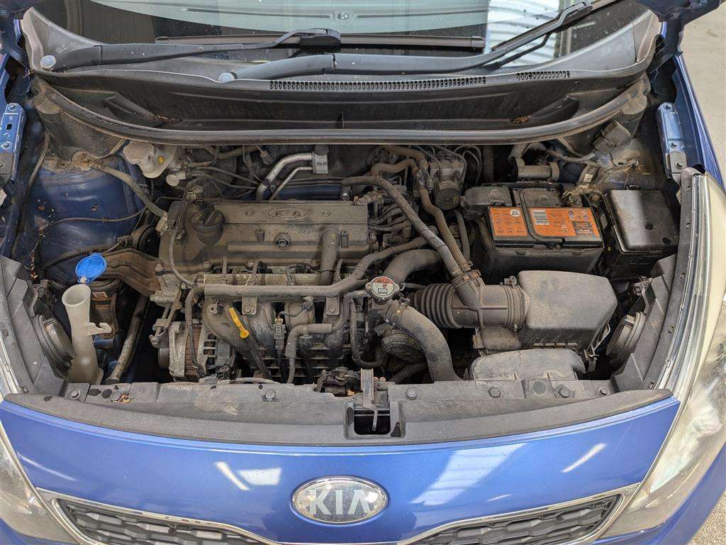 <p>2013 KIA RIO 2</p>