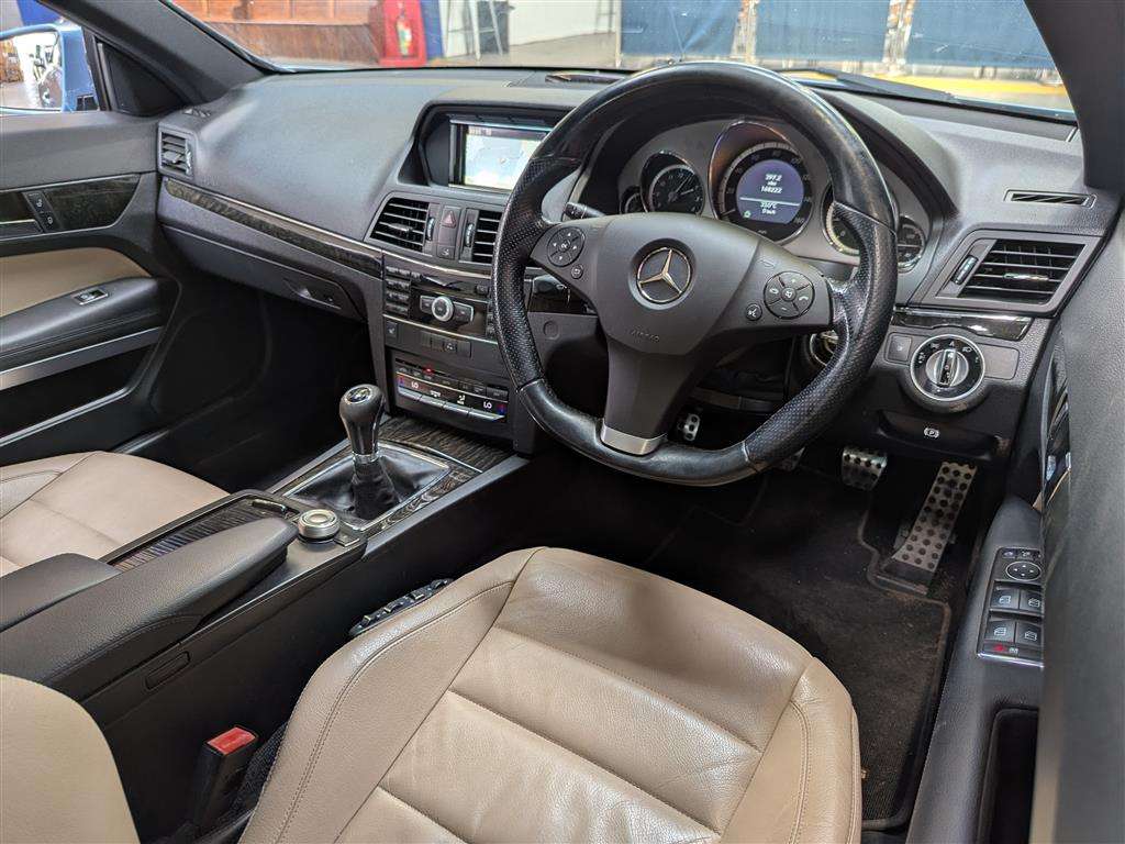 <p>2010 MERCEDES-BENZ E250 BLUEEF-CY SPORT CDI</p>