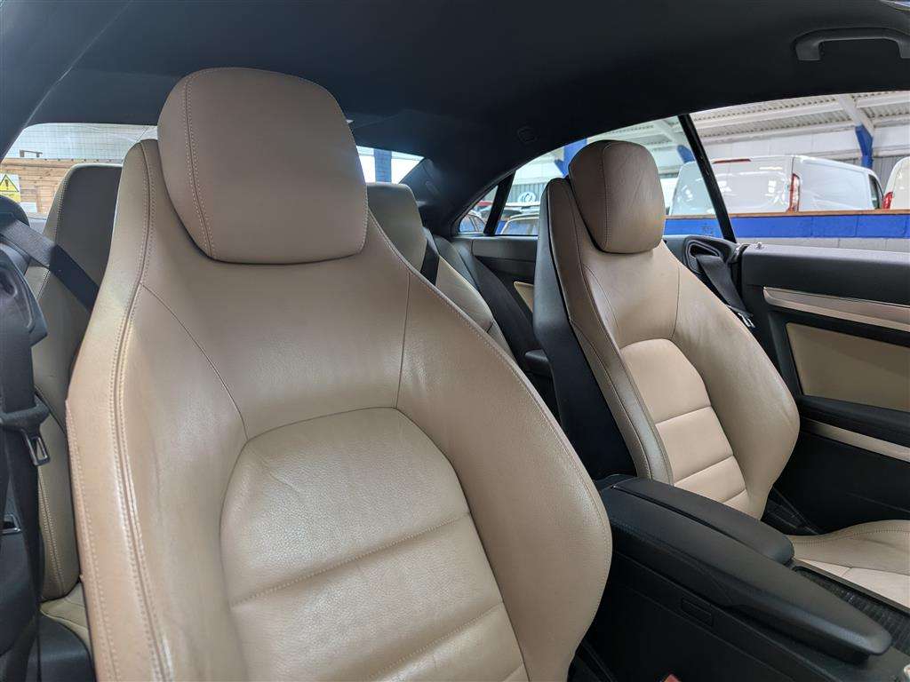 <p>2010 MERCEDES-BENZ E250 BLUEEF-CY SPORT CDI</p>