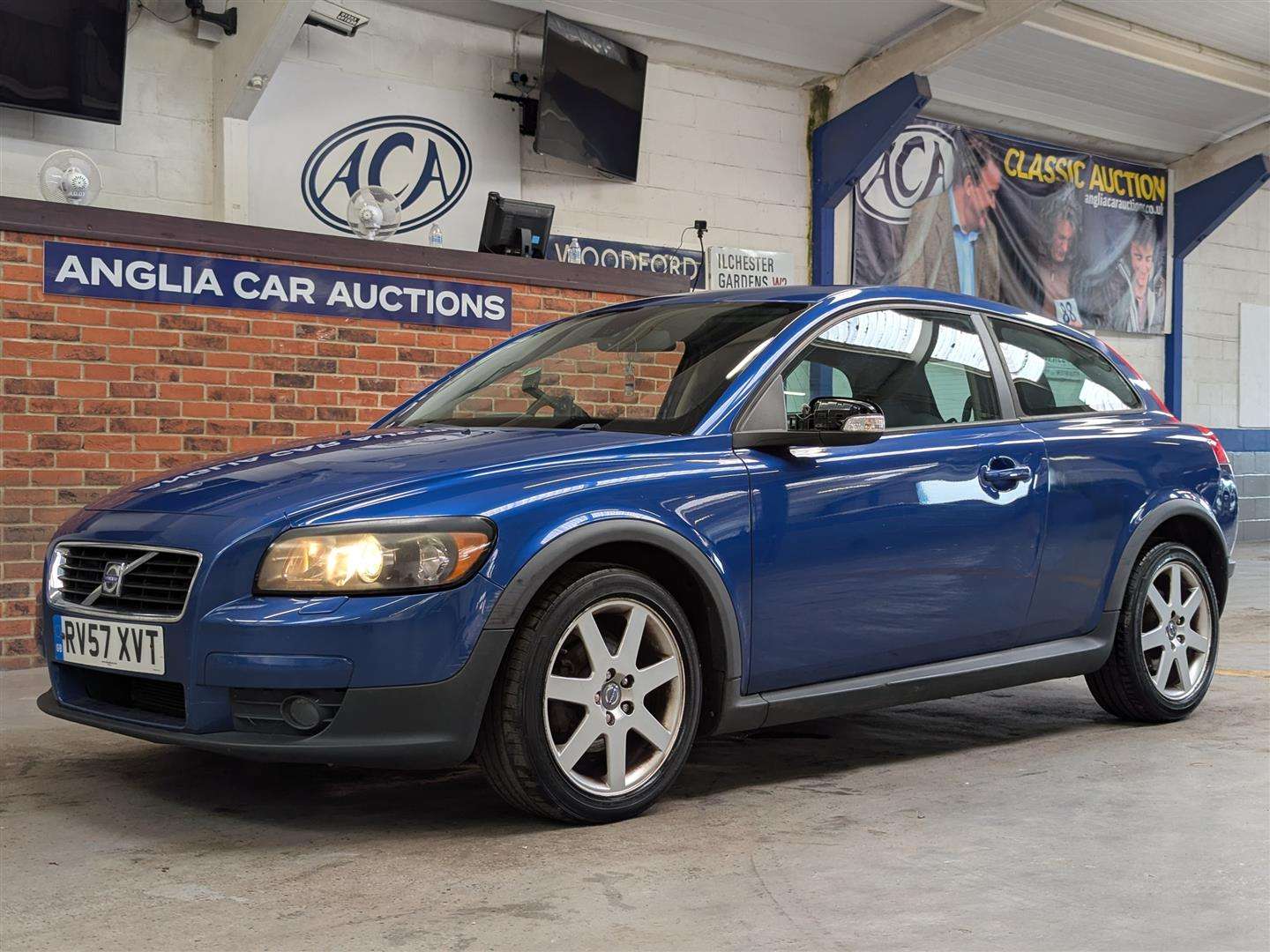 <p>2007 VOLVO C30 SE **SOLD</p>