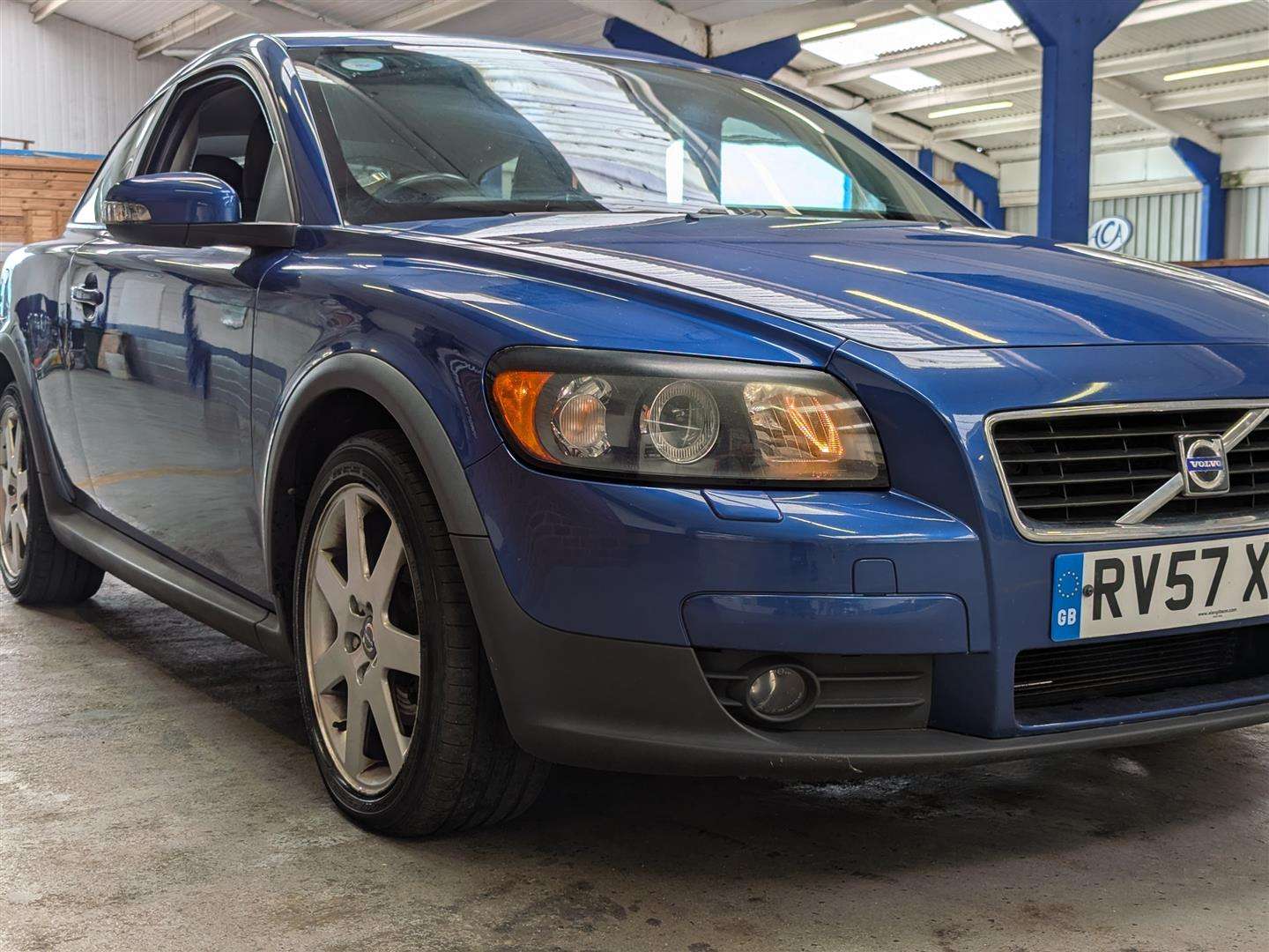 <p>2007 VOLVO C30 SE **SOLD</p>