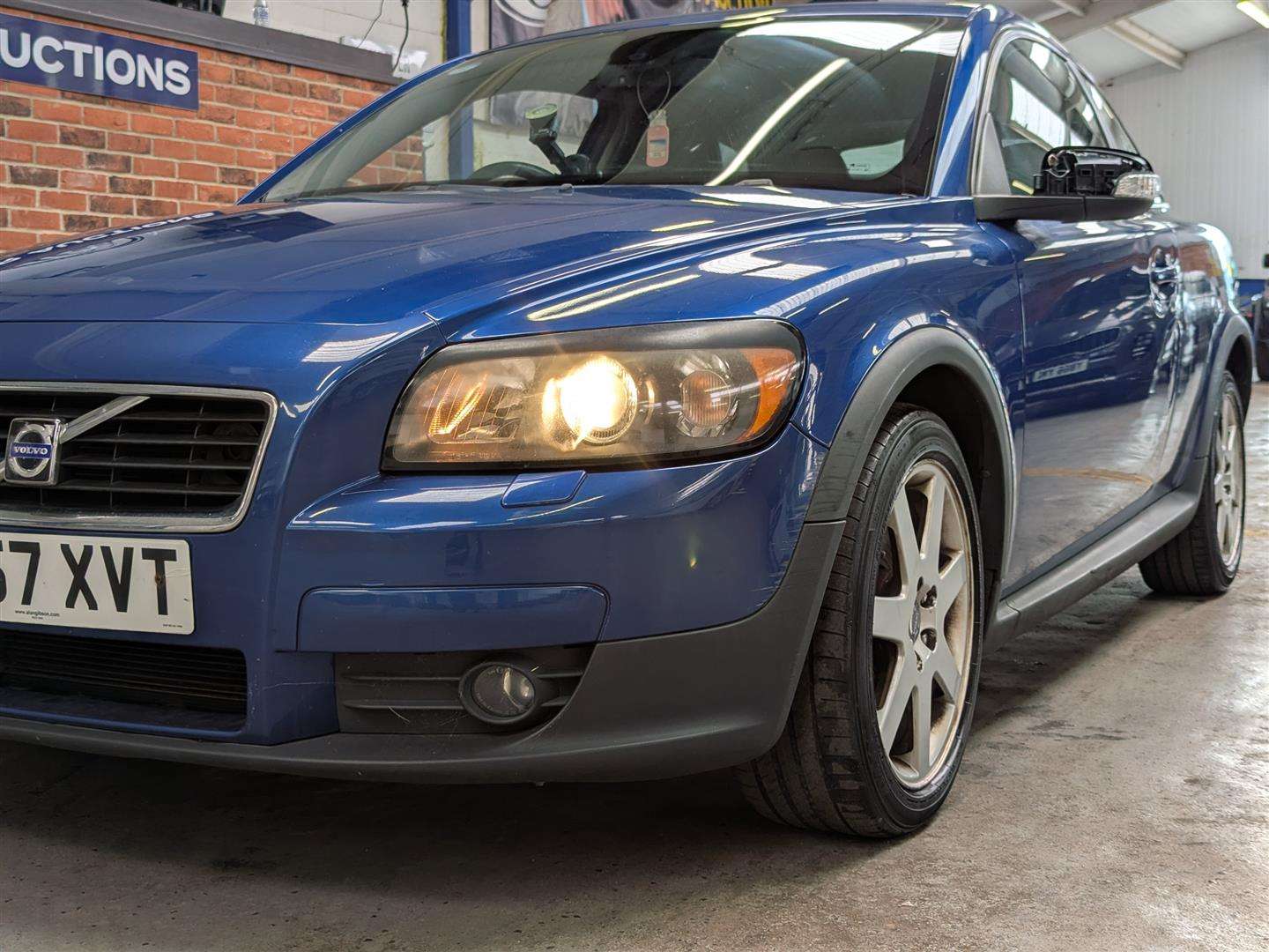 <p>2007 VOLVO C30 SE **SOLD</p>