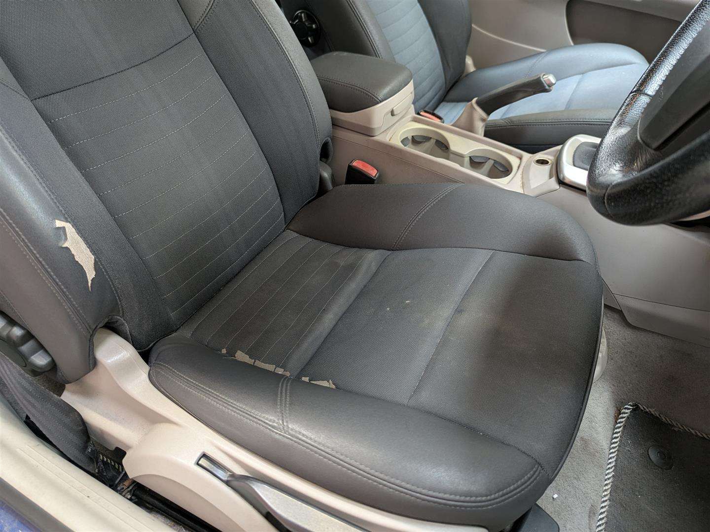 <p>2007 VOLVO C30 SE **SOLD</p>