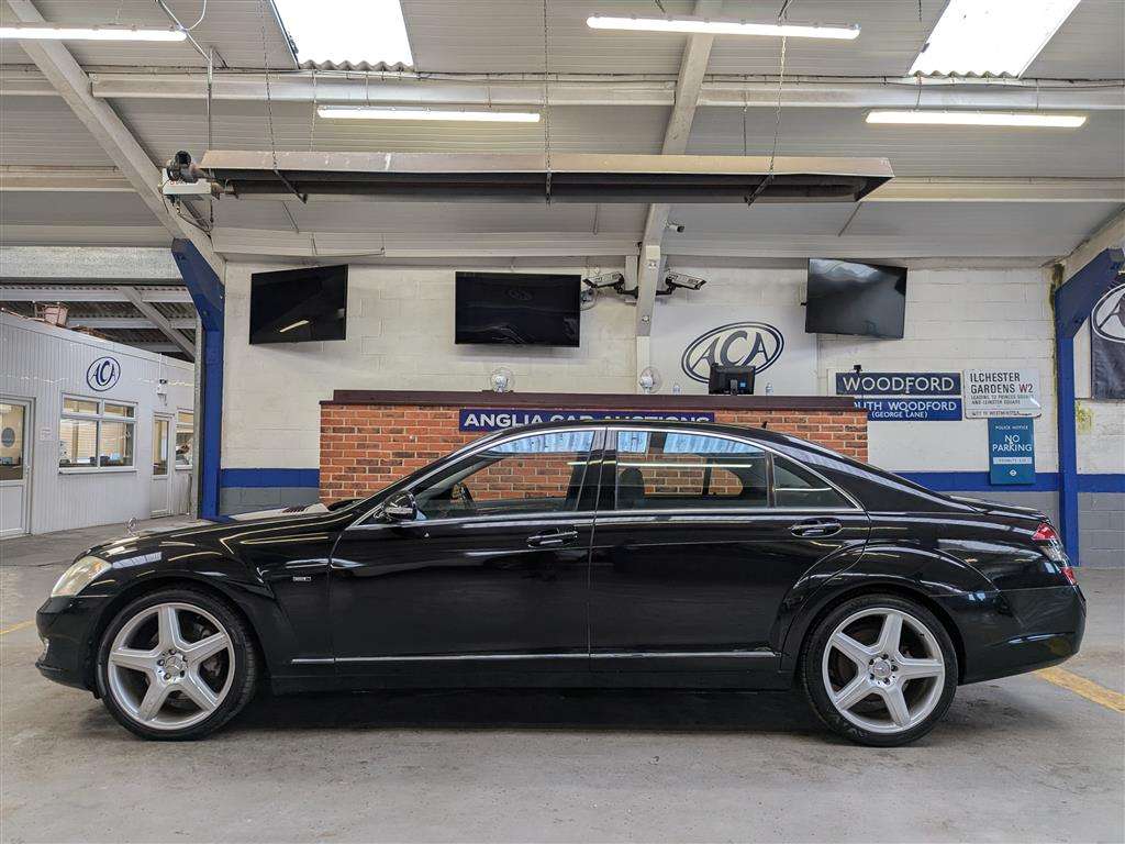 <p>2006 MERCEDES S500 L AUTO</p>