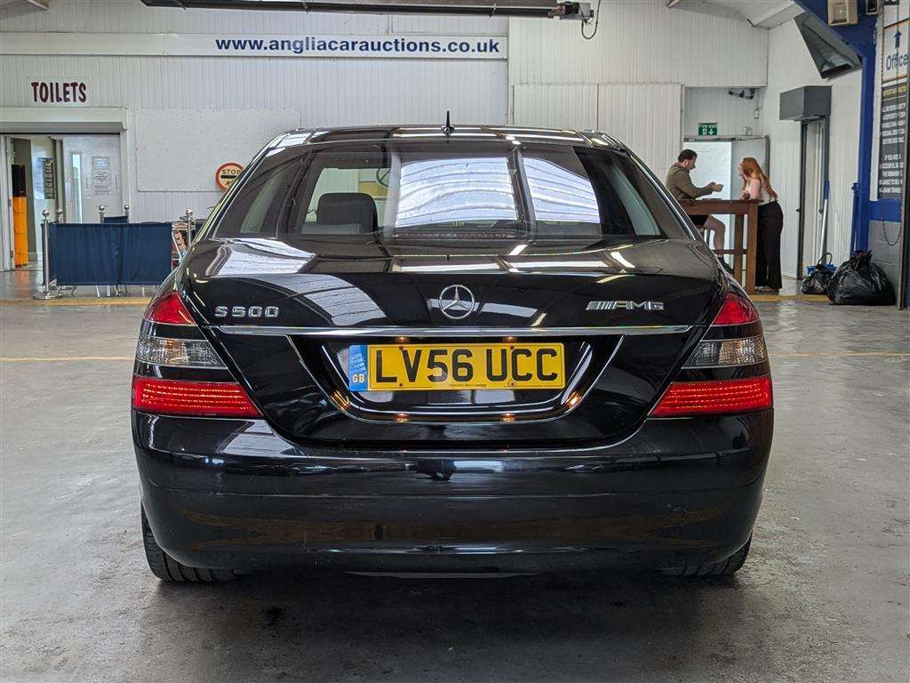 <p>2006 MERCEDES S500 L AUTO</p>