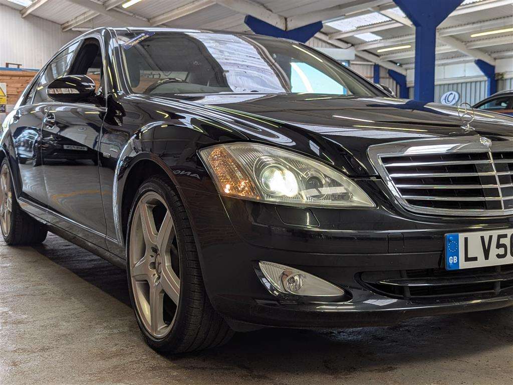 <p>2006 MERCEDES S500 L AUTO</p>