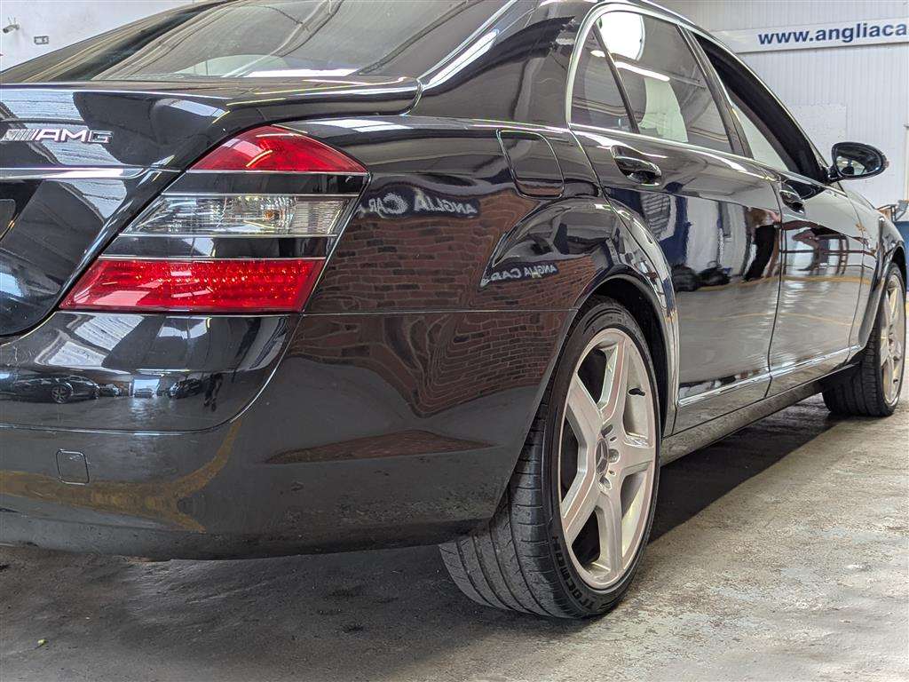 <p>2006 MERCEDES S500 L AUTO</p>