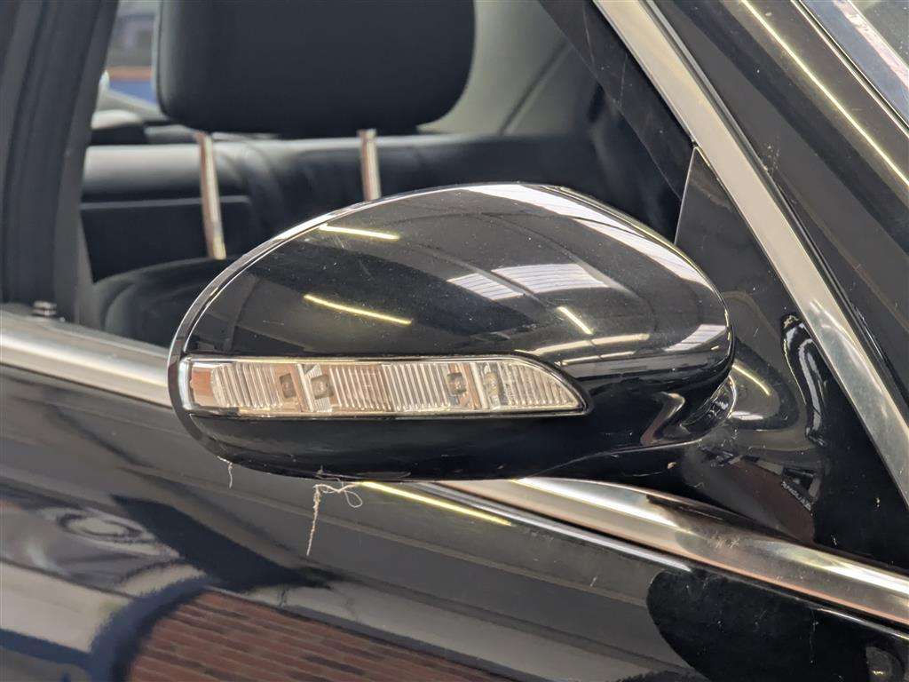 <p>2006 MERCEDES S500 L AUTO</p>