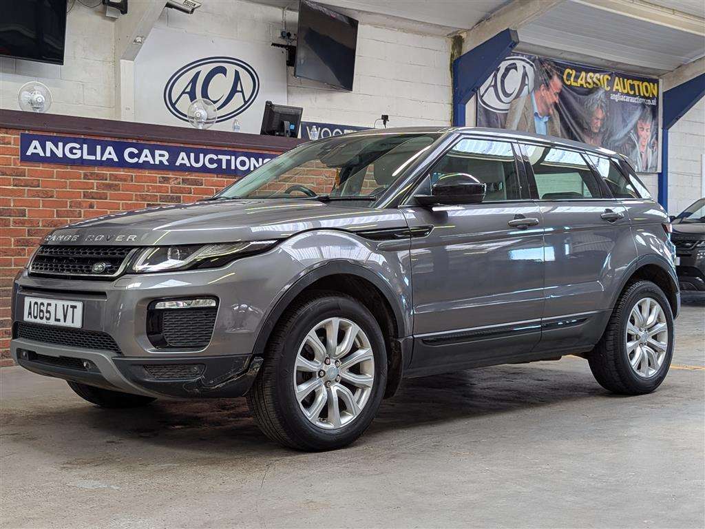 <p>2015 LAND ROVER R ROVER EVOQUE SE TECH TD</p>