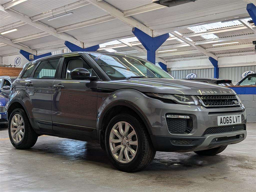 <p>2015 LAND ROVER R ROVER EVOQUE SE TECH TD</p>
