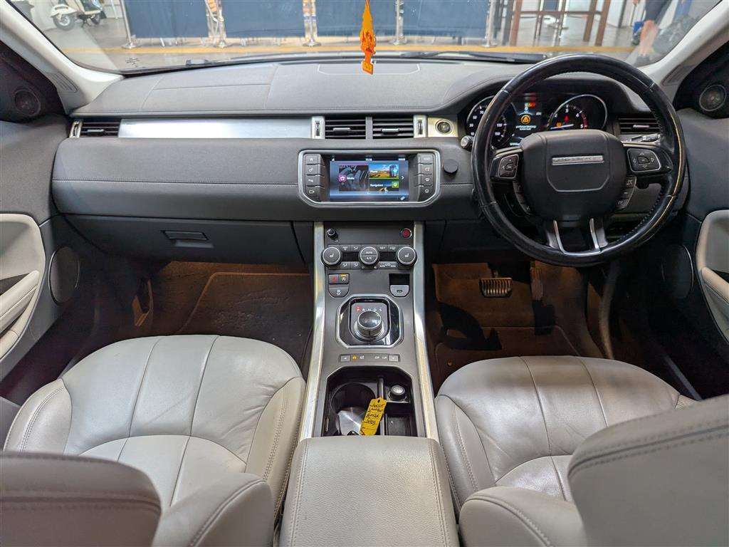 <p>2015 LAND ROVER R ROVER EVOQUE SE TECH TD</p>