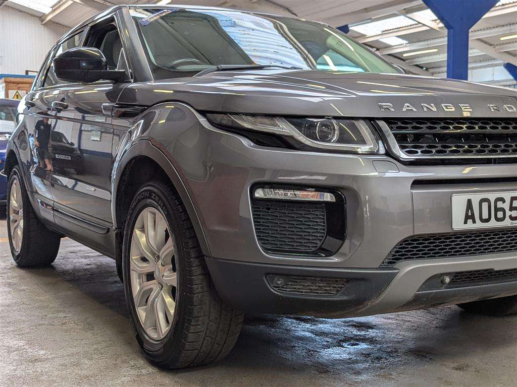 <p>2015 LAND ROVER R ROVER EVOQUE SE TECH TD</p>
