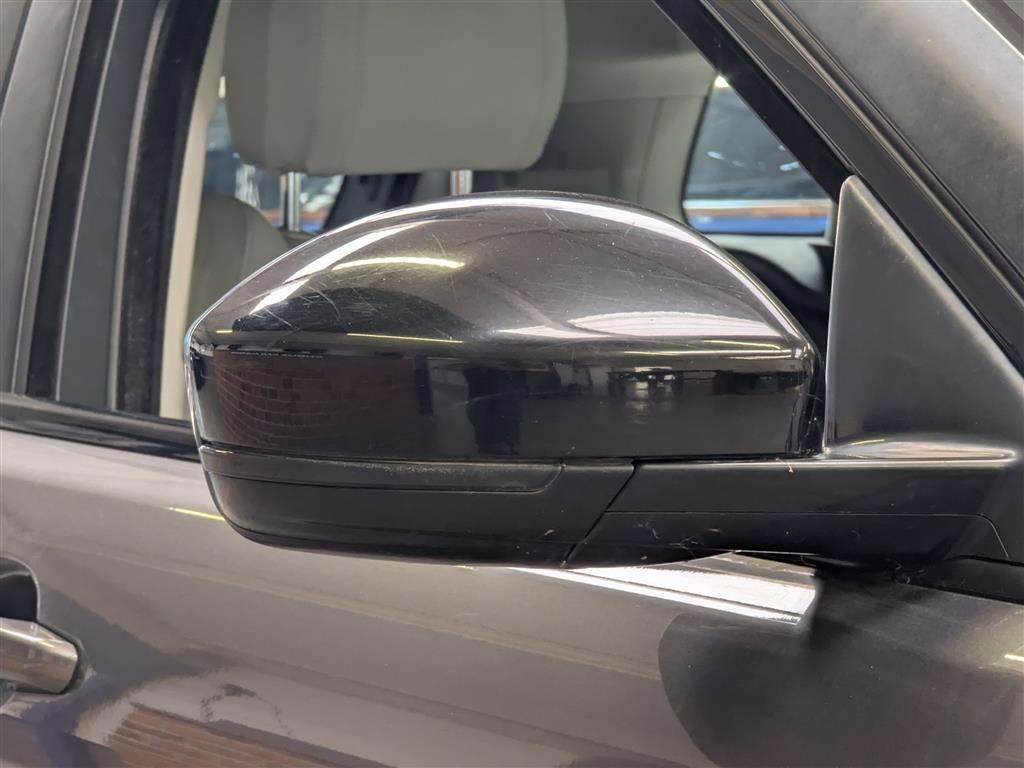 <p>2015 LAND ROVER R ROVER EVOQUE SE TECH TD</p>