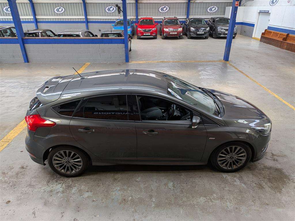 <p>2018 FORD FOCUS ST-LINE</p>