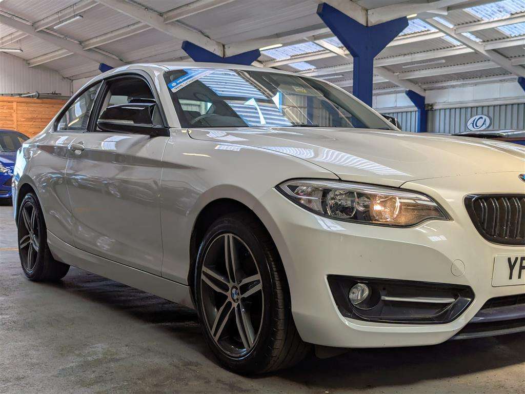 <p>2016 BMW 218I SPORT</p>