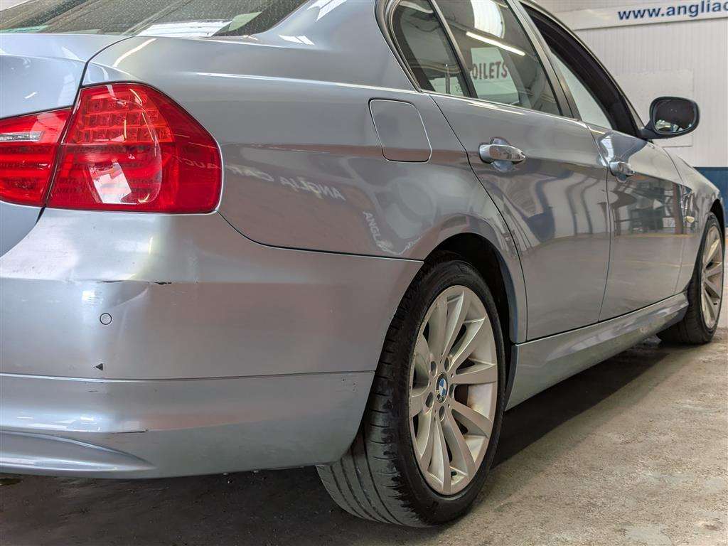 <p>2009 BMW 318I SE AUTO</p>