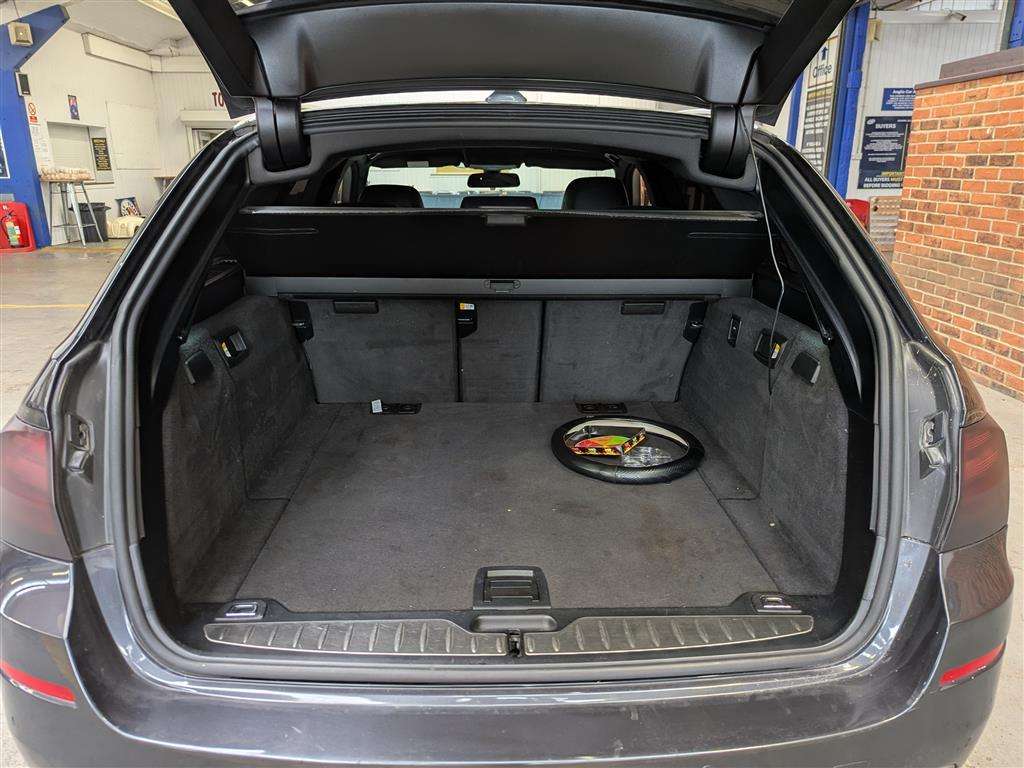 <p>2013 BMW 530D M SPORT AUTO</p>