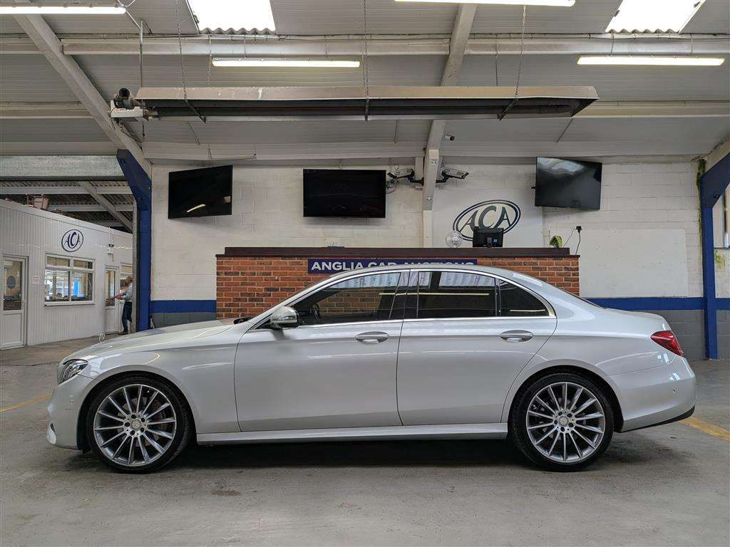 <p>2016 MERCEDES-BENZ E 220 D AMG LINE AUTO</p>