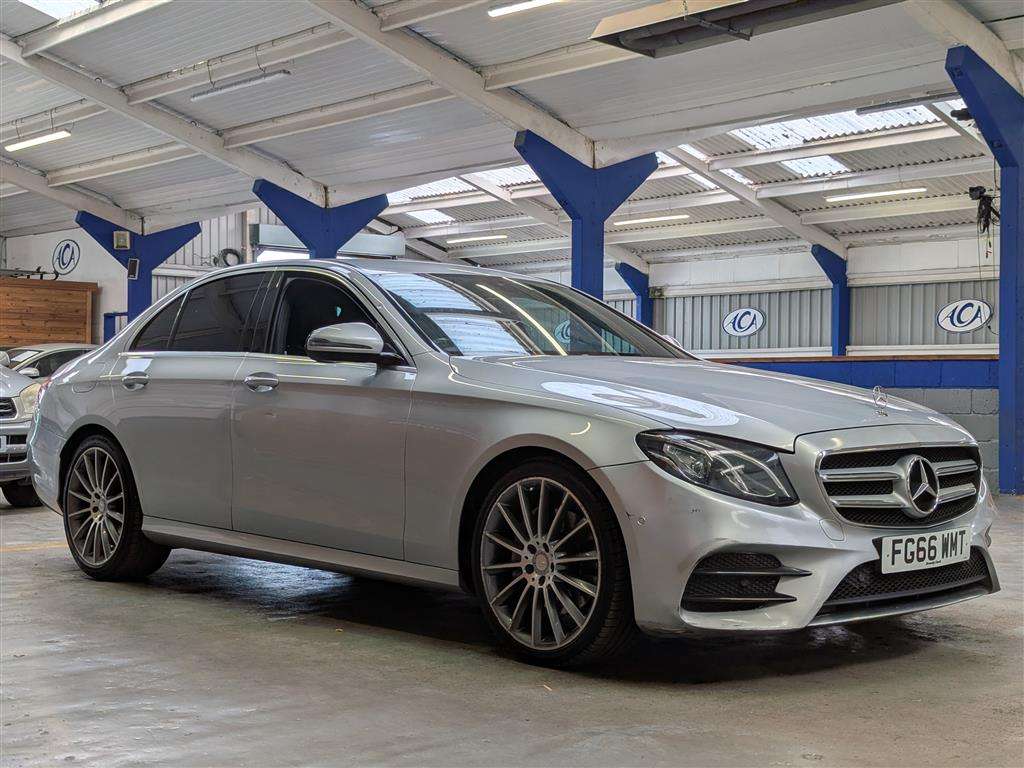 <p>2016 MERCEDES-BENZ E 220 D AMG LINE AUTO</p>