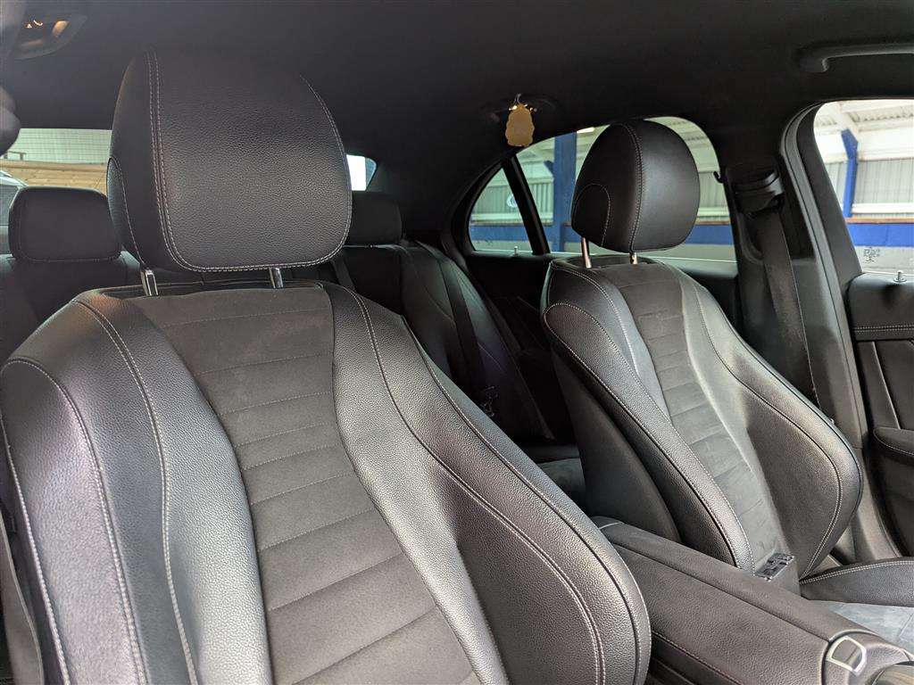 <p>2016 MERCEDES-BENZ E 220 D AMG LINE AUTO</p>