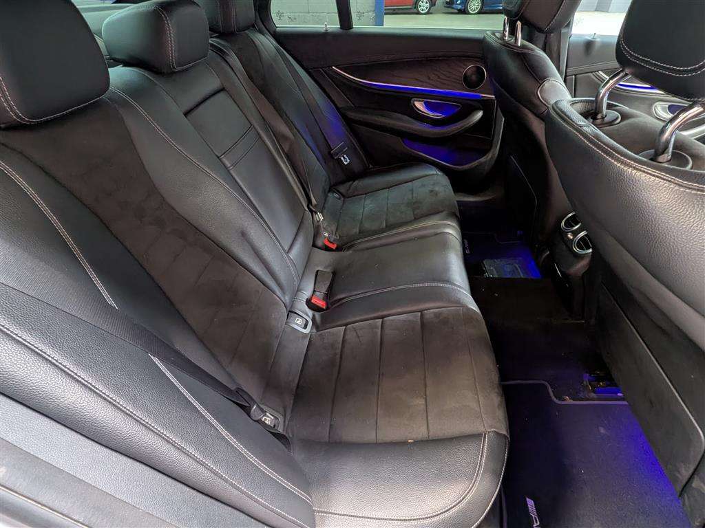 <p>2016 MERCEDES-BENZ E 220 D AMG LINE AUTO</p>