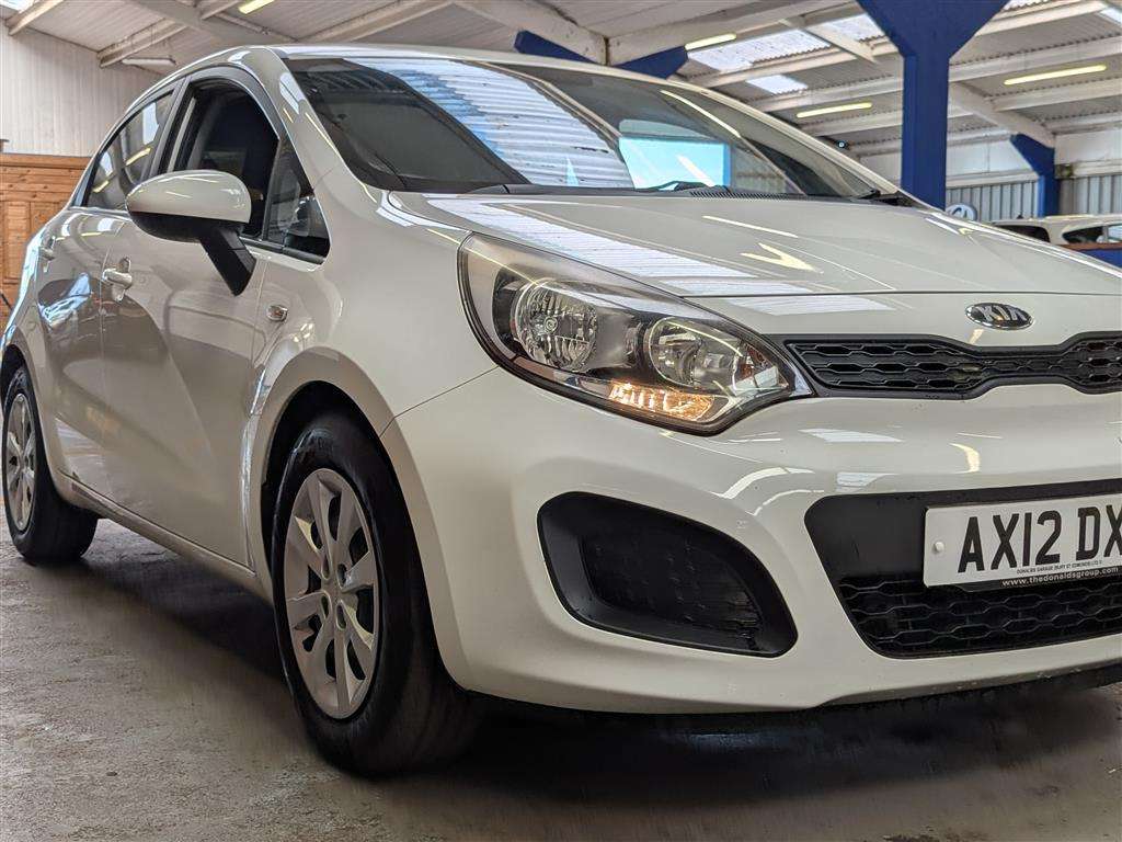 <p>2012 KIA RIO 1 AIR</p>