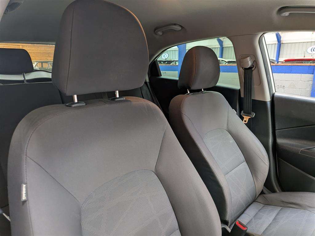 <p>2012 KIA RIO 1 AIR</p>