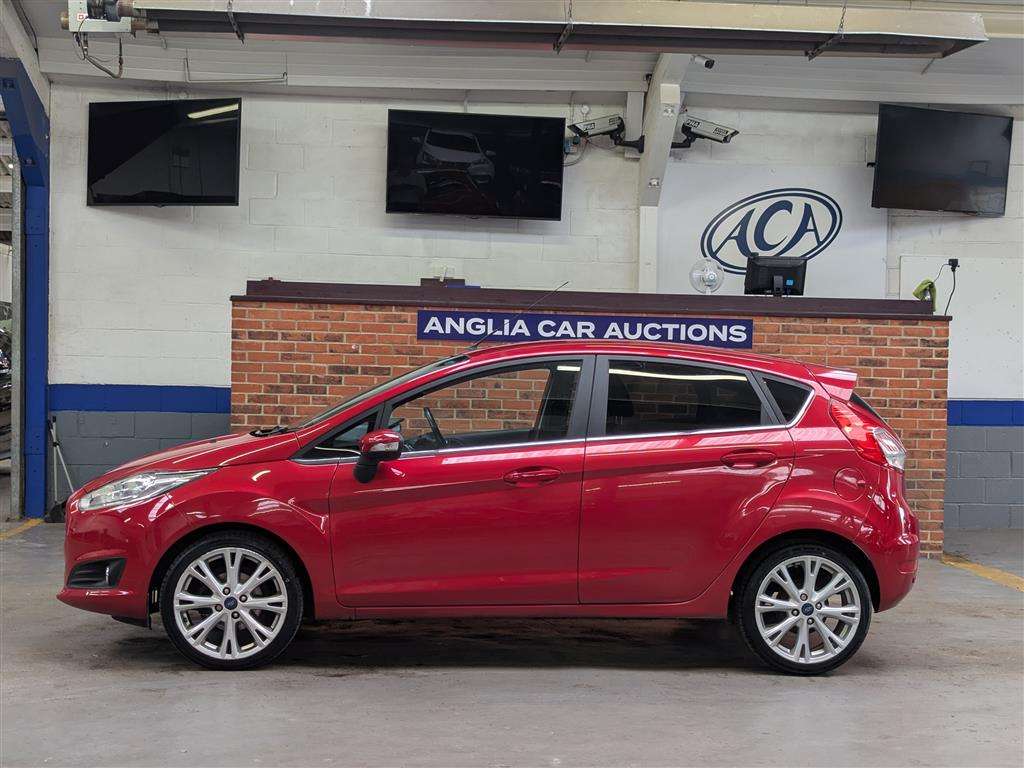 <p>2016 FORD FIESTA TITANIUM TURBO</p>