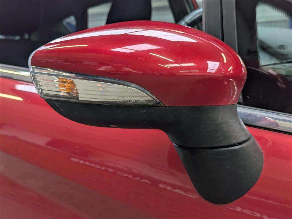 <p>2016 FORD FIESTA TITANIUM TURBO</p>