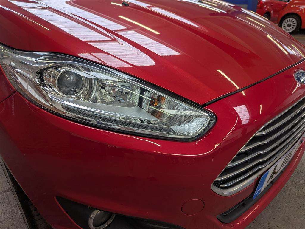 <p>2016 FORD FIESTA TITANIUM TURBO</p>