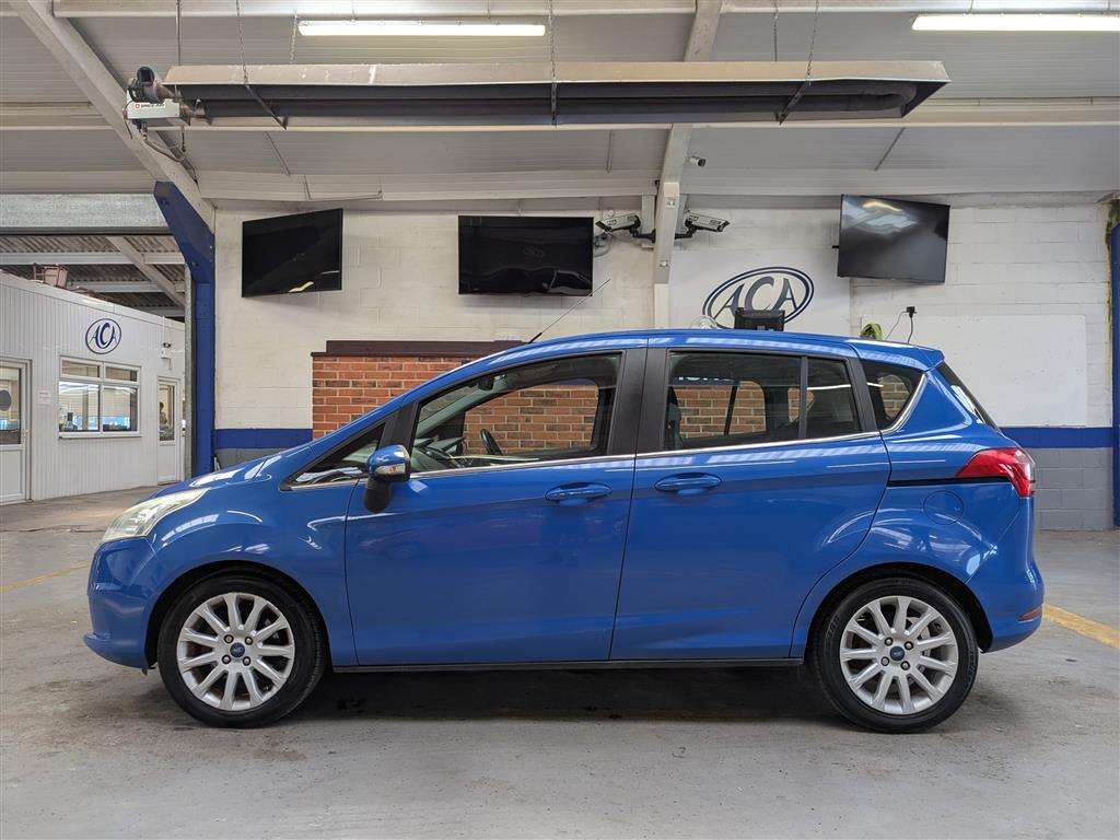 <p>2014 FORD B-MAX TITANIUM TDCI</p>