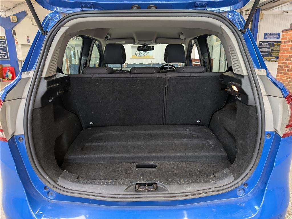 <p>2014 FORD B-MAX TITANIUM TDCI</p>