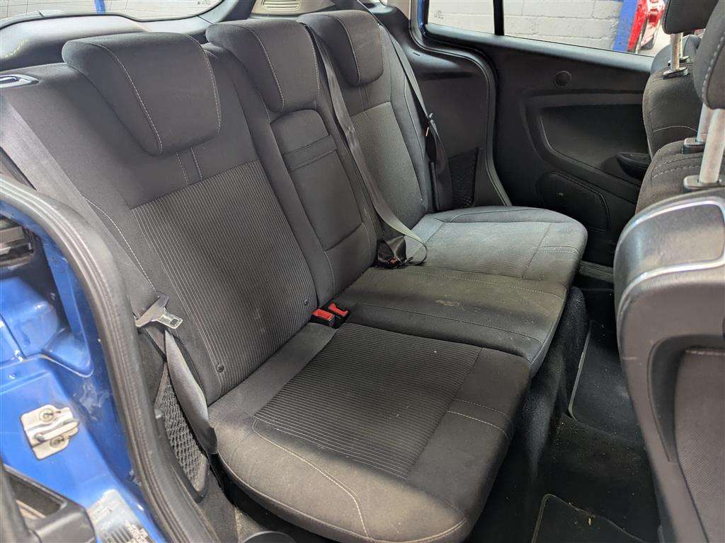 <p>2014 FORD B-MAX TITANIUM TDCI</p>