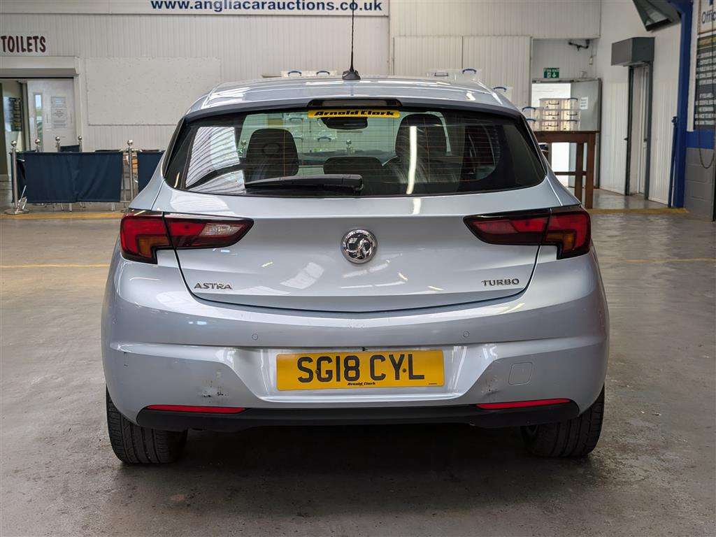 <p>2018 VAUXHALL ASTRA SRI TURBO</p>