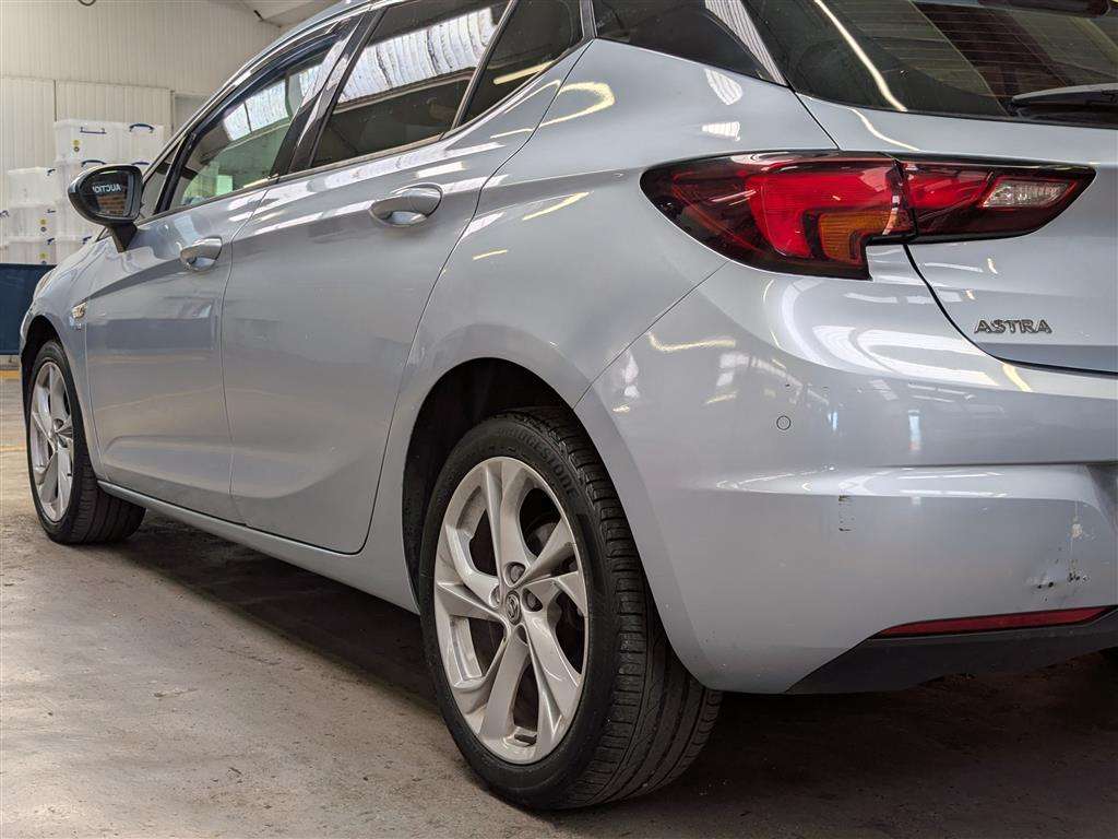 <p>2018 VAUXHALL ASTRA SRI TURBO</p>