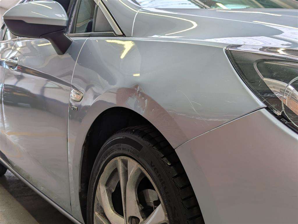 <p>2018 VAUXHALL ASTRA SRI TURBO</p>