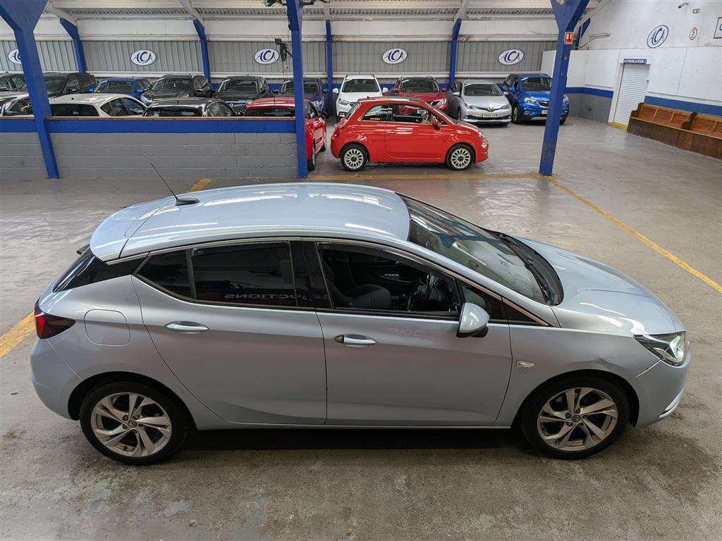 <p>2018 VAUXHALL ASTRA SRI TURBO</p>