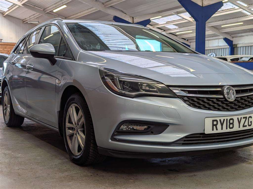 <p>2018 VAUXHALL ASTRA</p>