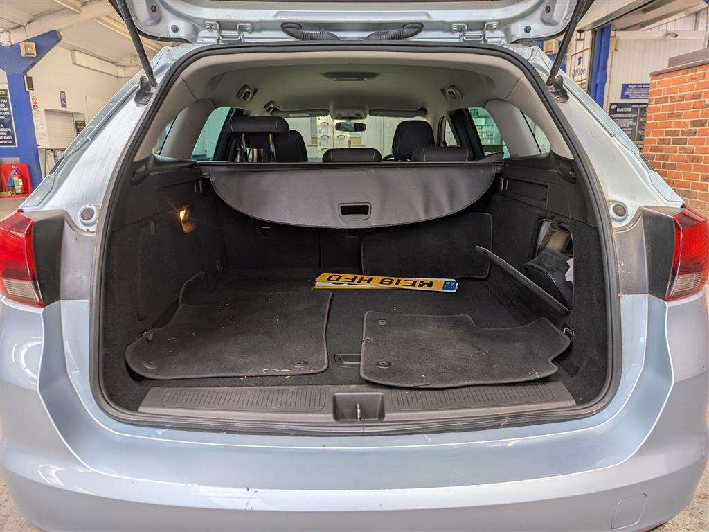 <p>2018 VAUXHALL ASTRA</p>